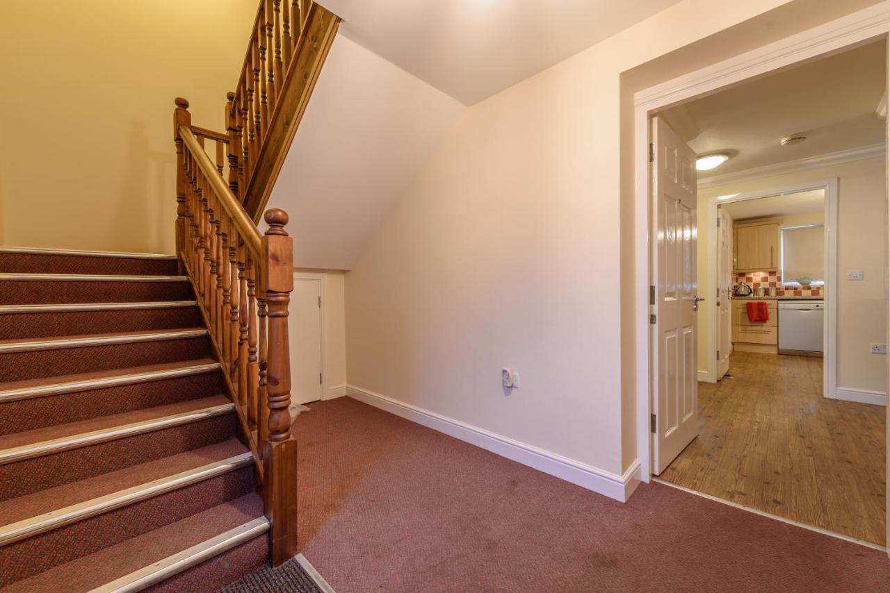 Ingledale Apartment, Ingleton, Yorkshire Dales National Park, Famous Three Peaks, Near The Lake District, Pets Are Welcome Ingleton  Exterior foto